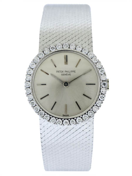 Patek Philippe (Ref 3355/1) 18k White Gold Ladies' Bracelet Watch with Diamond Bezel c. 1975