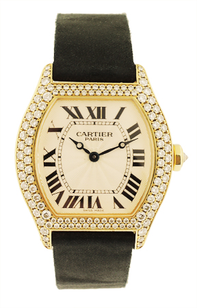 Cartier Tortue Ref 2643F ladies 18K yellow gold, diamond bezel