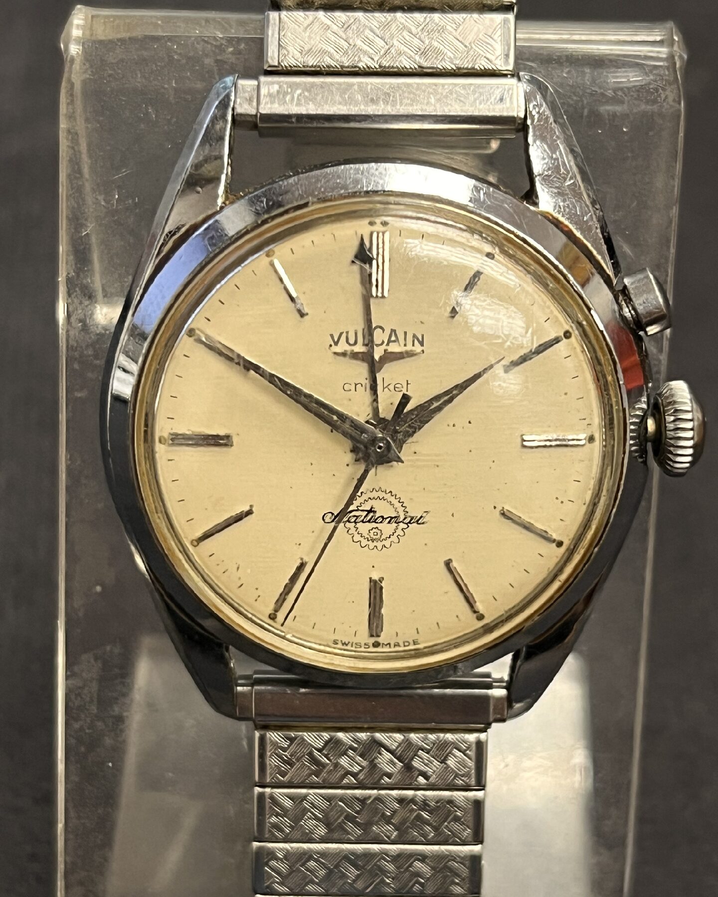 Vulcain Cricket Alarm Wristwatch "The Watch for Presidents" Circa 1950s